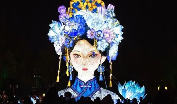 全国各地的花灯卷起来了，“夏雨荷”究竟有何能量？